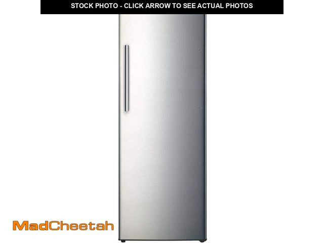 Lot 74-13668163 - *DIRTY* Vissani 24 in. 11 cu. ft.  Convertible Auto Defrost Garage Ready Upright Freezer/Refrigerato...