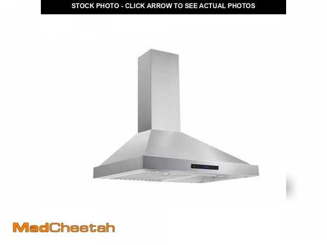 Lot 74-11370913 - (FAN DOES NOT WORK) Vissani 30 in. W Convertible Wall Mount Range Hood with 2 Charcoal Filters in St...