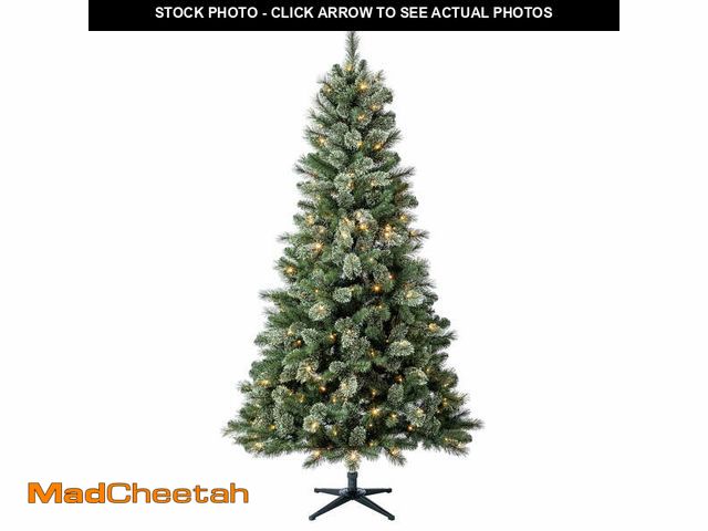 Lot 74-12942684 - 7.5' Pre-Lit Liberty Cashmere Pine Green Artificial Christmas Tree with Color-Changing LED Lights an...