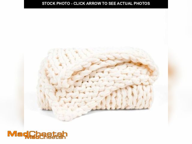 Lot 74-10925714 - Comfort Canopy - Throw Blanket  Ivory Chunky Soft Acrylic Hand-Knit - UNUSED