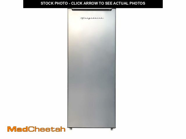 Lot 74-12631112 - Frigidaire EFRF694, 6.5 cu ft, Upright Freezer, Platinum Series, Stainless steel - UNUSED