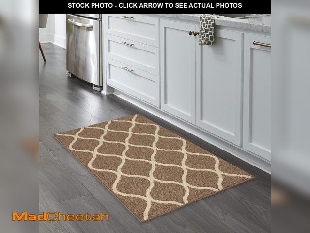 Lot 74-12367661 - Maples Rugs Rebecca Contemporary Kitchen Rugs Non Skid Accent Area Carpet [Made in USA], 2'6 x 3'10,...