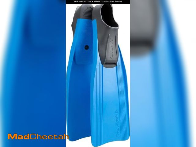 Lot 74-12396527 - Cressi Clio, Blue, 35/36 - UNUSED