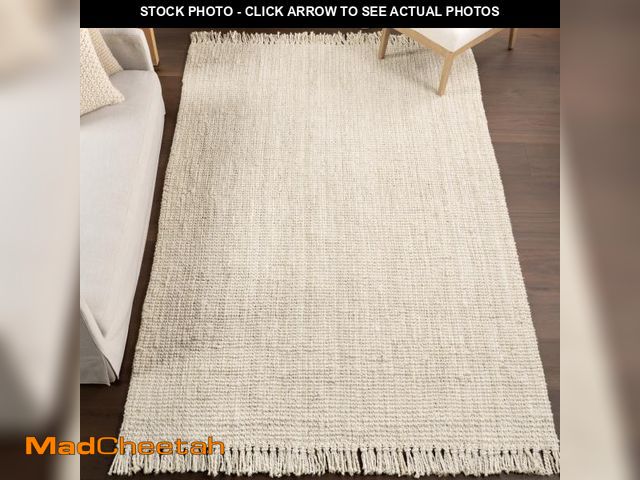 Lot 74-12206772 - nuLOOM 4x6 Daniela Jute Tassel Hand Woven Area Rug, Off White, Solid Chunky Farmhouse Design, Natura...