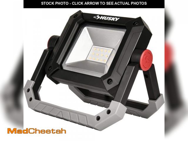 Lot 74-12141901 - 1000 Lumens LED Portable Work Light - UNUSED