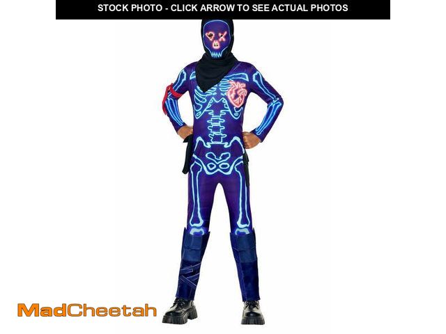 Lot 74-12887114 - InSpirit Designs, LLC Fortnite Party Trooper Child Costume | Medium 7-8 Unisex - USED
