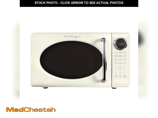 Lot 74-13002279 - Nostalgia Retro Microwave-0.7 Cu Ft &amp; 700-Watt Countertop Microwave, Ivory - UNUSED