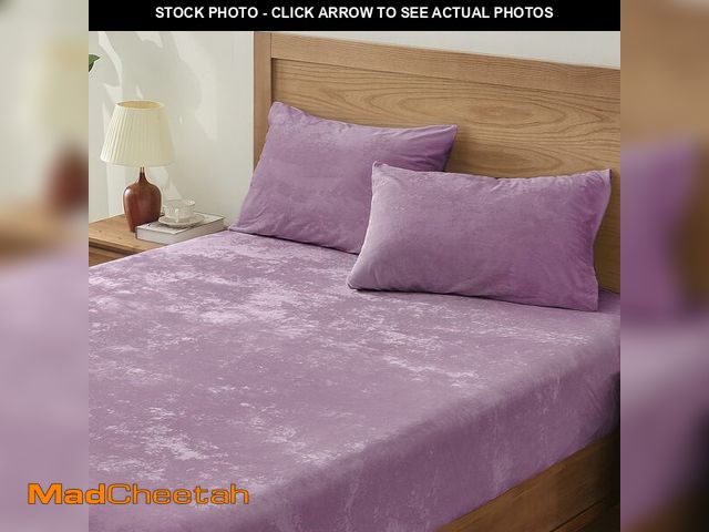 Lot 74-14265000 - BEDELITE Velvet Fitted Sheet and Pillowcases Set, Luxury Soft Fuzzy Bottom Sheet with Reinforced Ela...