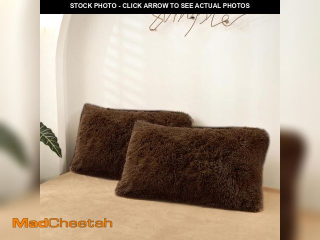 Lot 74-12050980 - MorroMorn Decorative Pillows Covers, 2 Packs Faux Fur Pillow Cases, Luxury Shaggy Throw Pillowcase C...