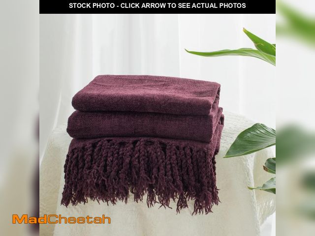 Lot 74-12307105 - GINAMUSE Chenille Throw Blanket for Couch with Tassels,60"X80" Soft Lightweight Knitted Boho Decorat...