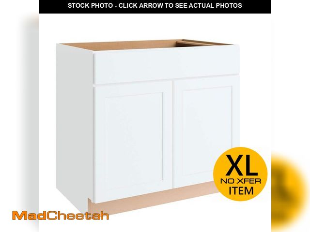 Lot 74-14311903 - (SOME DAMAGE) Hampton Bay Courtland 36 in. W x 24 in. D x 34.5 in. H Assembled Shaker Base Kitchen C...