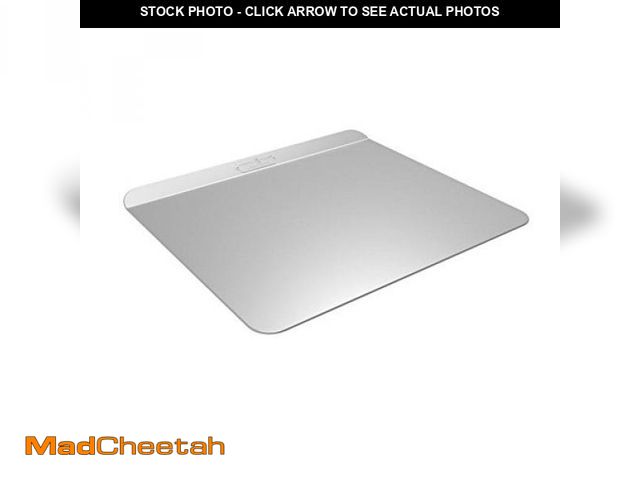 Lot 74-12400002 - Nordic Ware Naturals Insulated Baking Sheet, Uncoated Natural Aluminum for Cooking and Baking - UNUS...