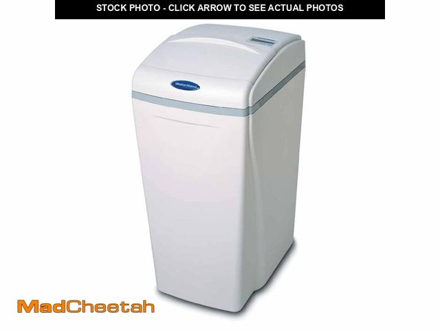 Lot 74-13579234 - WATER BOSS 74016 Big Boss Water Softener, 36 - UNUSED