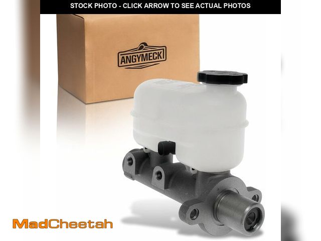 Lot 74-12685319 - *DIRTY* Brake Master Cylinder for 2005-2007 GMC Sierra 1500 for 2005-2006 Chevy Silverado 1500 M6303...