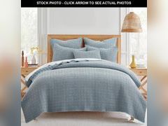 Lot 74-12117305 - undefined