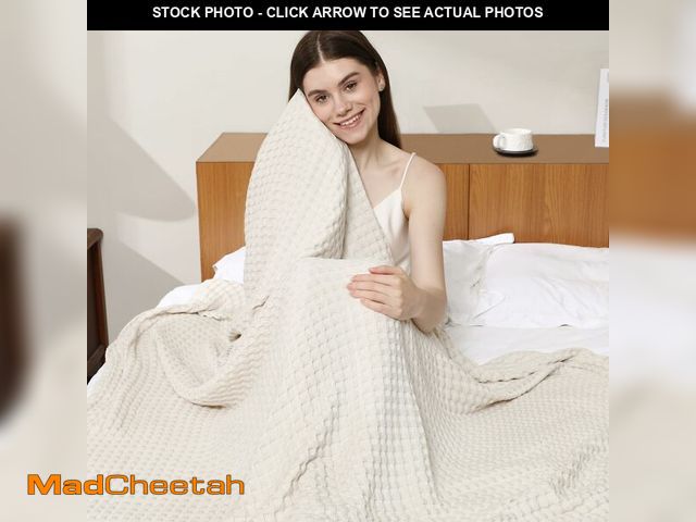 Lot 74-12708908 - Aganear Waffle Blanket - Lightweight Breathable Summer Blanket of 50% Cotton and 50% Rayon Derived f...