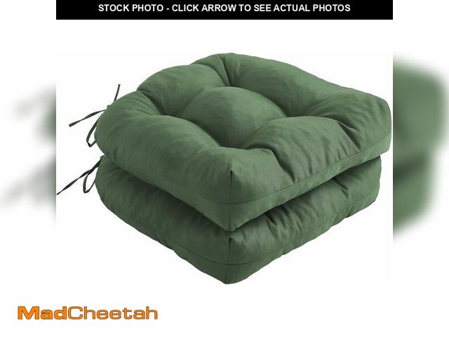 Lot 74-14072402 - IPYNBAP Outdoor Chair Cushions Set of 2, Patio Chair Cushions with Ties, 19x19+5Ã¢â¬Â Tufted Outdo...