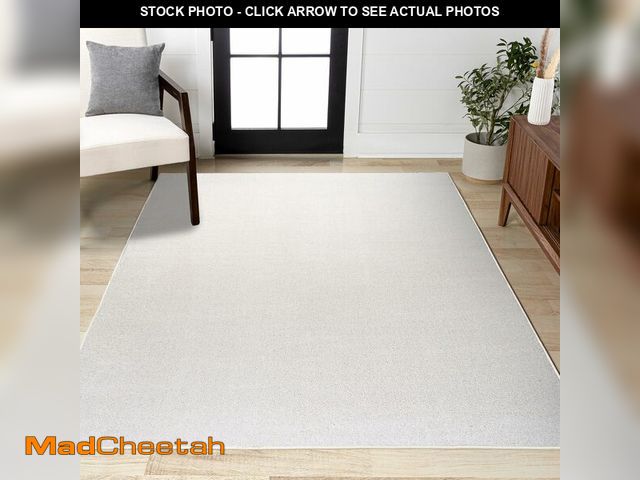 Lot 74-13418972 - JONATHAN Y Haze Solid Low-Pile Cream Indoor Area Rug 4x6, Coastal,Bohemian,Minimalist,Classic, Easy-...
