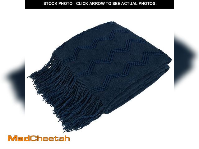 Lot 74-14212306 - PAVILIA Navy Blue Knit Throw Blanket for Couch Bed, Soft Knitted Farmhouse Sofa Throw for Living Roo...