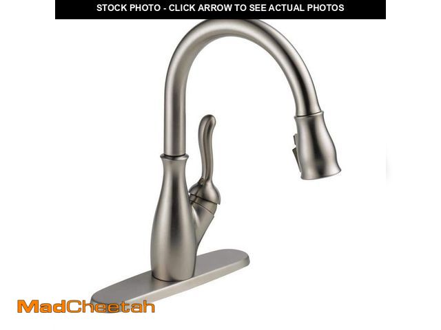 Lot 74-13038306 - Delta Leland Single-Handle Pull-Down Sprayer Kitchen Faucet with ShieldSpray in Stainless - UNUSED