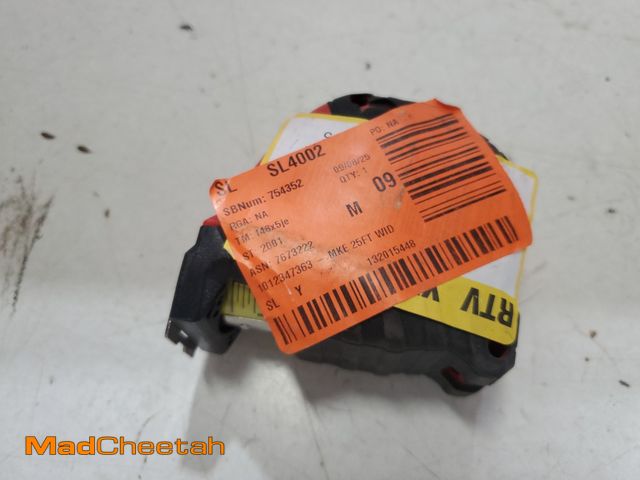 Lot 74-12402244 - Milwaukee 25 ft. Wide Blade Magnetic Tape Measure With 18 ft. Reach - UNUSED