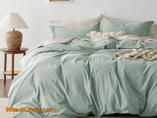 Lot 74-12323993 - Bedsure 100% Washed Cotton Duvet Cover King Size - Sage Green Minimalist Cotton Duvet Cover Linen Li...
