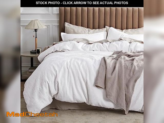 Lot 74-11547097 - Bedsure Cotton Duvet Cover Queen - 100% Cotton Waffle Weave Bright White Duvet Cover Queen Size, Gen...