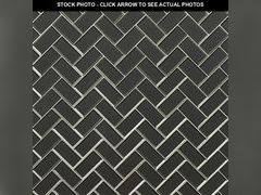 Lot 74-13577803 - undefined