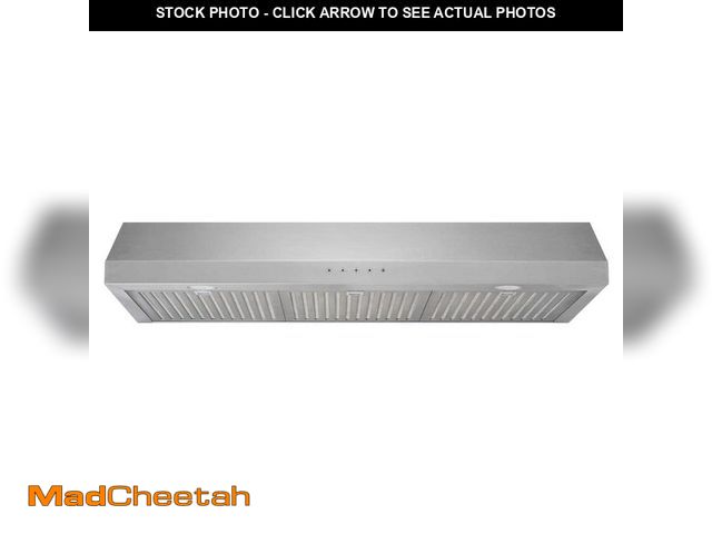 Lot 74-12784331 - Vissani Cenza 36 in. 340 CFM Convertible Under Cabinet Range Hood in Stainless Steel with Electronic...