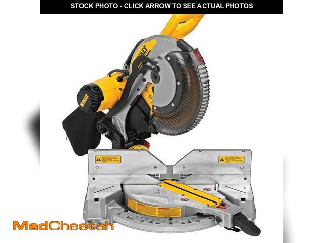 Lot 74-13130734 - DEWALT 15 Amp Corded 12 in. Compound Double Bevel Miter Saw - USED