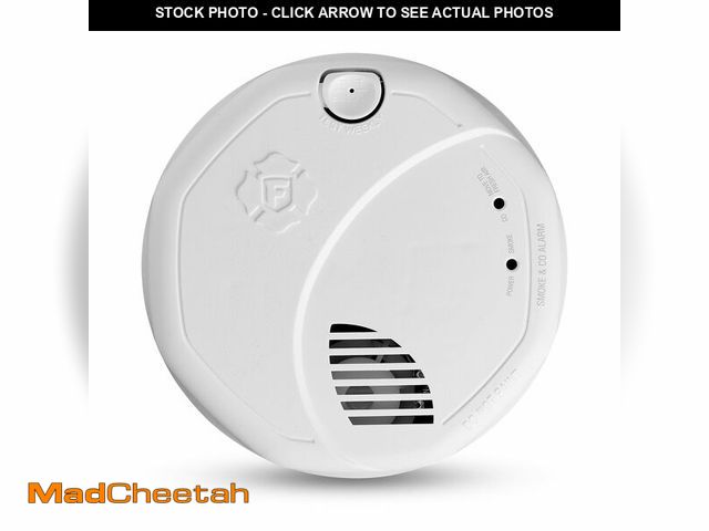 Lot 74-14426114 - First Alert 10-Year Battery Combination Smoke &amp; Carbon Monoxide Alarm - USED
