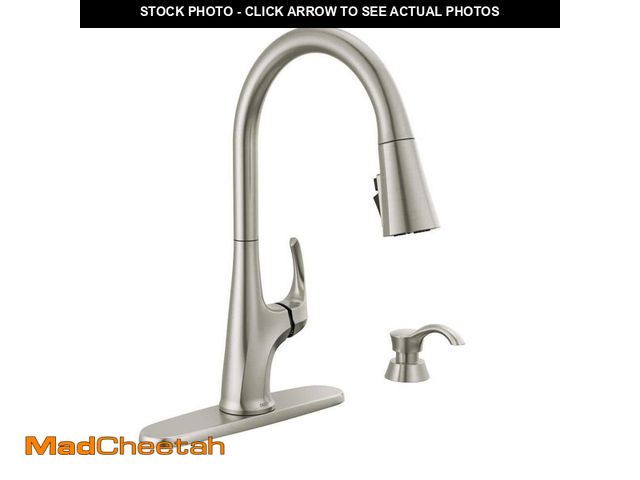Lot 74-11914592 - Delta Hyde Single-Handle Pull Down Sprayer Kitchen Faucet with ShieldSpray Technology in Spotshield ...