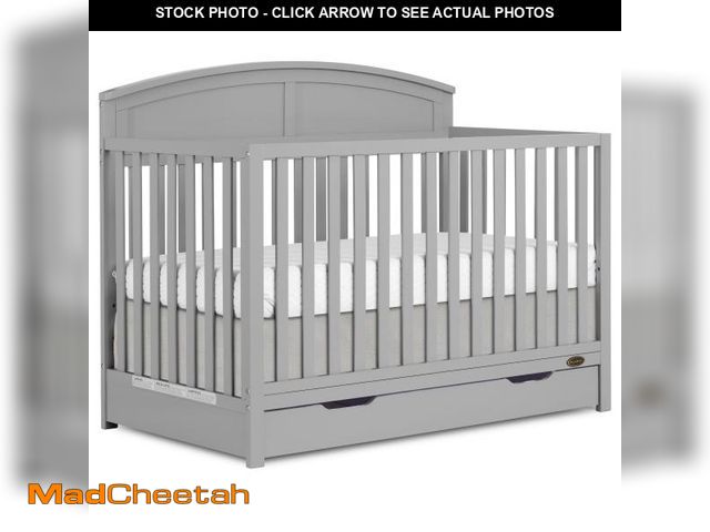 Lot 74-12493564 - Dream On Me Storybrooke 5 In 1 Convertible Crib With Under Drawer Pebble Gray - UNUSED