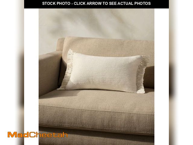 Lot 74-13733846 - Loloi Magnolia Home by Joanna Gaines Jett Collection PMH0063 Ivory 13'' x 21'' Cover w/Poly Pillow -...