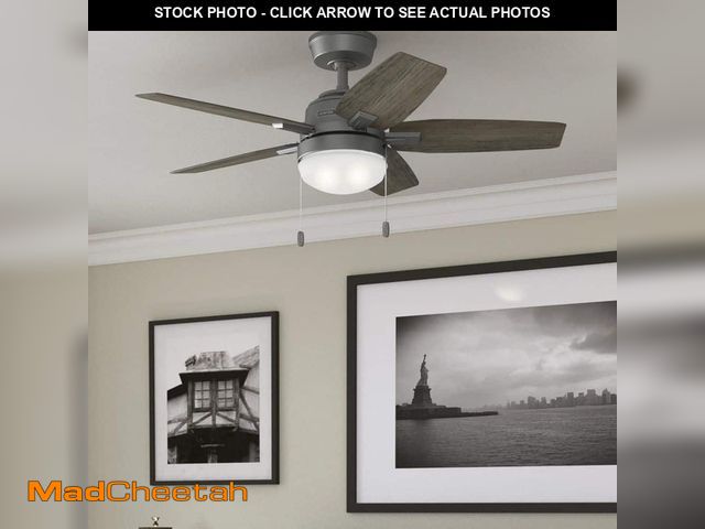 Lot 74-13822531 - Hunter Antero 44 in. Hunter Express Indoor Matte Silver Ceiling Fan with Light Kit Included - UNUSED