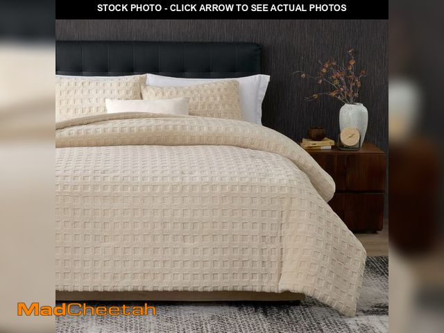 Lot 74-13563665 - AmÃÂ©lie Home Waffle Comforter Queen Set, Khaki Fluffy Fleece Bedding Set, Super Soft Fluffy Plush ...