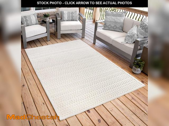 Lot 74-12137907 - My Texas House Quail Hallow Rug - 5'2" X 7'6" Rectangle In Natural, High-Low, Geometric Design, Indo...