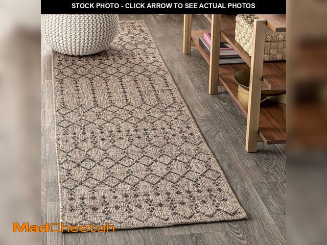 Lot 74-12544170 - JONATHAN Y Moroccan Geometric Indoor Outdoor Runner Rug 2X10 Natural/Black, Ourika Textured Weave fo...