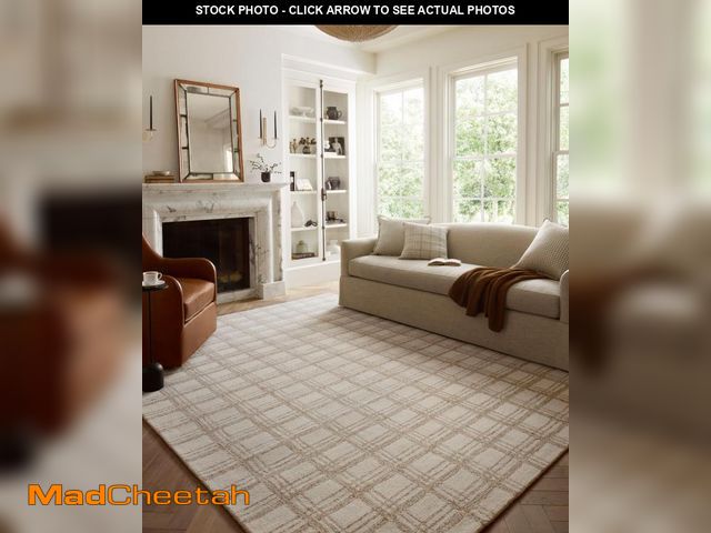 Lot 74-12387239 - Loloi Chris Loves Julia Polly Collection POL-12 Cream/Sand 9'-3" x 13' Area Rug - UNUSED