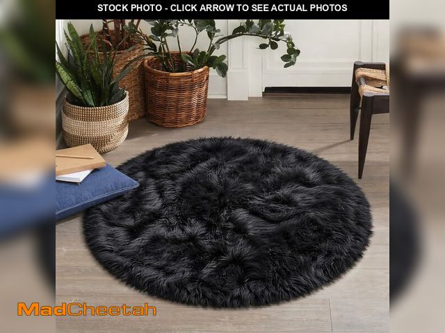 Lot 74-14211021 - M&amp;D Home Essentials Luxury Cloud-Soft Round Fluffy Rug 36 Inch Plush Bedside Accent Rug for Bedr...