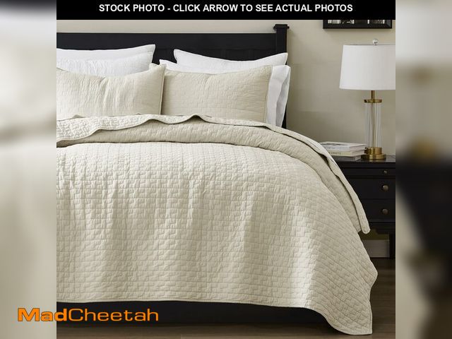 Lot 74-13546978 - palassio Beige 100% Cotton Quilt Queen Size Bedding Sets with 2 Pillow Shams, Textured Lightweight S...