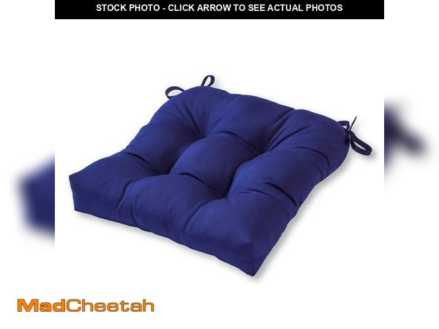 Lot 74-12464992 - Greendale Home Fashions Sunbrella Canvas Navy Square Tufted Outdoor Seat Cushion - UNUSED