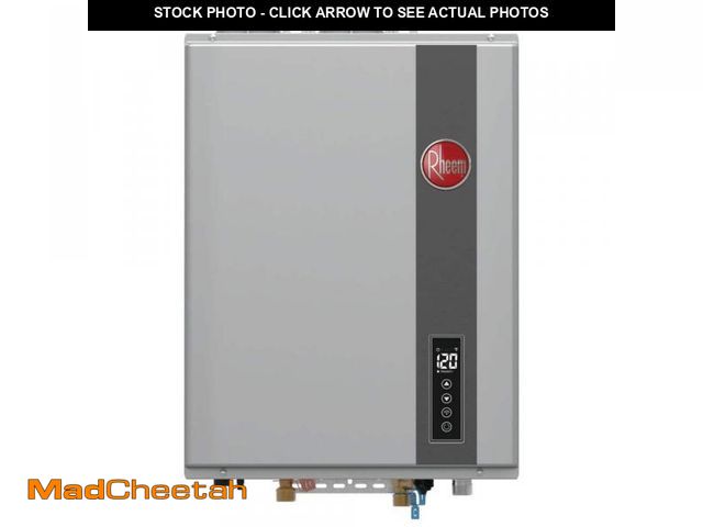 Lot 74-12091472 - Rheem Performance Platinum 9.5 GPM Smart Super High Efficiency Indoor or Outdoor Natural Gas Tankles...