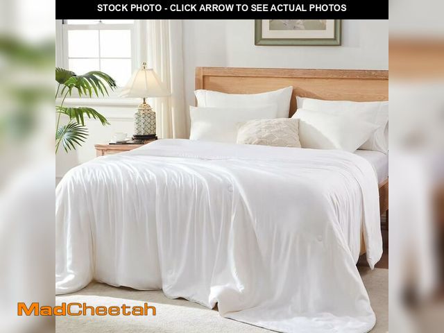Lot 74-13569568 - Globon Cooling Comforter Queen Size, Lightweight Summer Comforter for Hot Sleepers,Ultra Soft Bamboo...