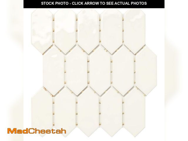 Lot 74-13821812 - Daltile LuxeCraft White 11 in. x 12 in. Glazed Ceramic Picket Mosaic Tile (52.56 sq. ft. total/ 4 Bo...