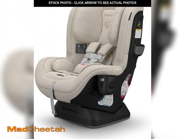 Lot 74-12367151 - UPPAbaby Rove Convertible Car Seat - 2-in-1 Rear + Forward Facing - Quick + Secure 3-Step Install - ...