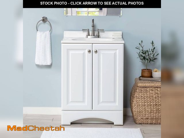 Lot 74-12773182 - (DOOR IS CRACKED) Glacier Bay 25 in. Single Sink White Bath Vanity with Cultured Marble Top (Assembl...