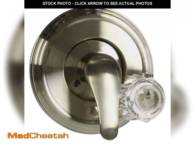 Lot 74-10676226 - Everbilt 1-Handle Shower Valve Trim Kit for Delta Shower Faucets in Brushed Nickel - UNUSED