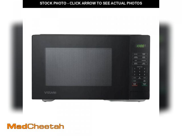 Lot 74-12424932 - Vissani 1.1 cu. ft. Countertop Microwave Oven in Black - UNUSED