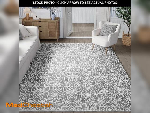 Lot 74-12522115 - JINCHAN RUNNER RUG 8'10" GREY MOROCCAN FLORAL - UNUSED